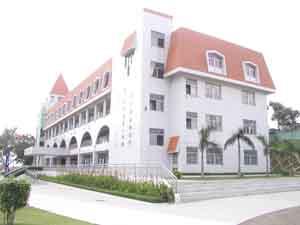 重慶廣播電視大學(xué)巫山分?！鸽姶蟆?></a></div>
          <dl>
              <dt><a href=
