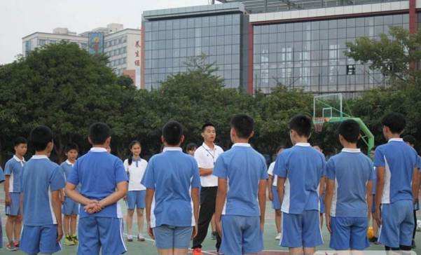 綦江縣打通鎮(zhèn)大羅學(xué)?！赋踔胁俊?></a></div>
            <dl>
              <dt><a href=