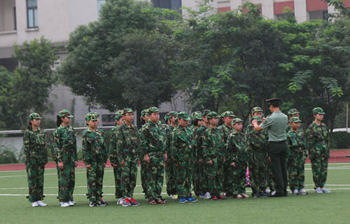 金堂縣九龍鎮(zhèn)初級中學(xué)