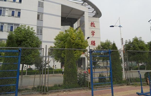商丘醫(yī)學(xué)高等?？茖W(xué)校招生電話