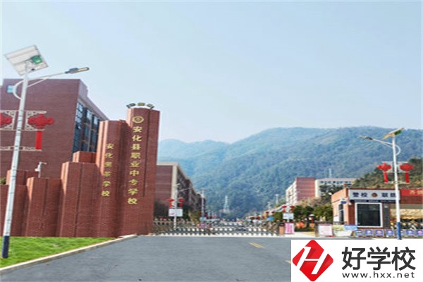 湖南有特色專業(yè)的中專有哪幾所？特色在哪里？