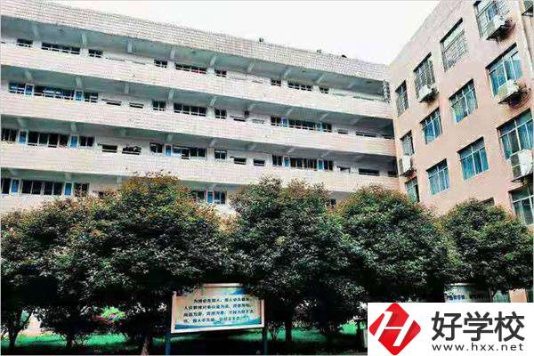 岳陽有哪些計(jì)算機(jī)中職可以就讀？計(jì)算機(jī)專業(yè)好就業(yè)嗎？