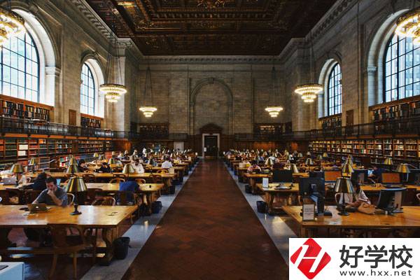 桂東縣職業(yè)技術(shù)教育學(xué)校招生辦電話(huà)是多少？