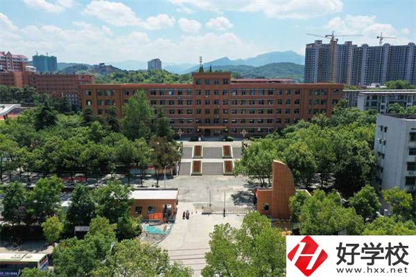 婁底哪些職校設(shè)有中職部？有什么招生專業(yè)？