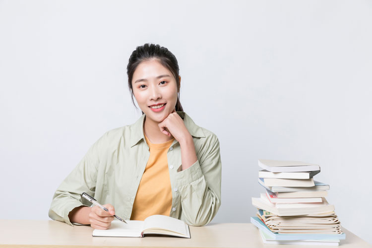 東北師范大學(xué)遠(yuǎn)程與繼續(xù)教育學(xué)院招生專業(yè)有哪些？