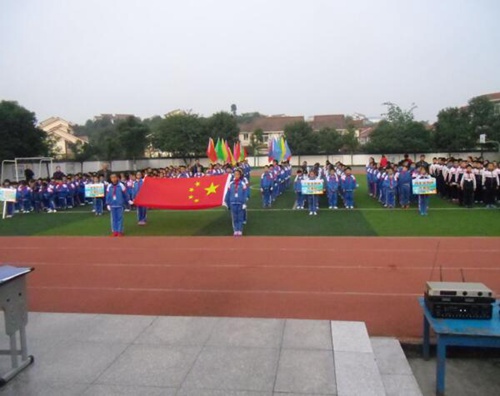 四川省旅游學(xué)校黃龍溪校區(qū)乘車路線 四川省旅游學(xué)校黃龍溪校區(qū)乘車路線