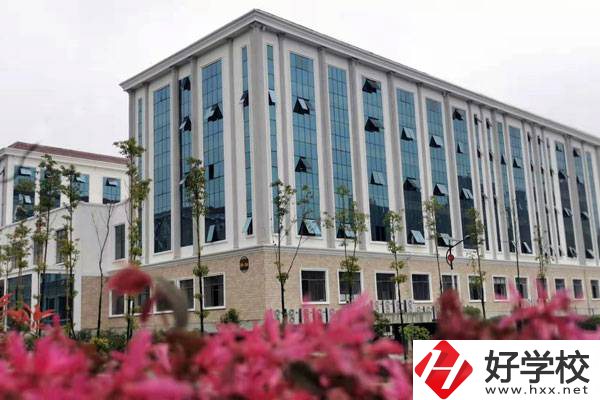 衡陽市中南科技財經(jīng)管理學校教學樓