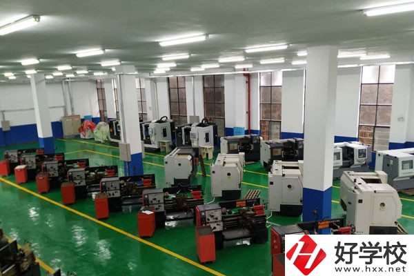湖南懷化商業(yè)學(xué)校怎么樣？招生計(jì)劃有哪些？