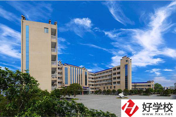 永州市工商職業(yè)中等專業(yè)學(xué)校的特色專業(yè)有哪些？
