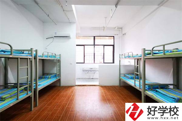 長沙科技工程學(xué)校辦學(xué)怎么樣？學(xué)校就業(yè)有保障嗎？