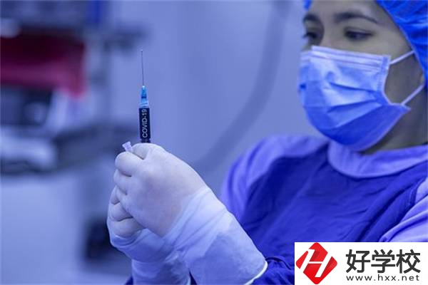 湖南衛(wèi)校最熱門的專業(yè)是哪個？優(yōu)缺點是什么？
