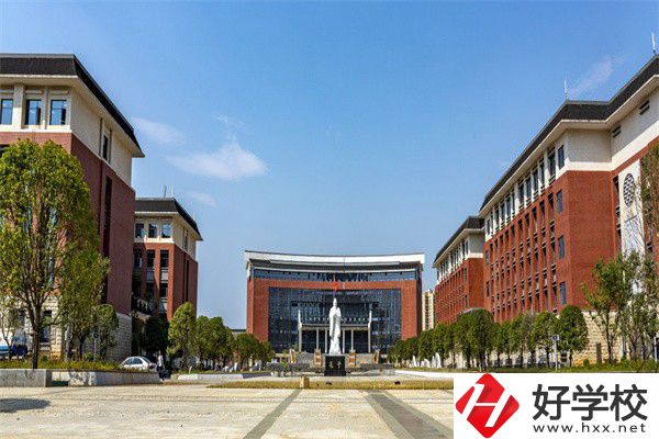 永州有中職部的大專有哪幾所？收費(fèi)標(biāo)準(zhǔn)是多少？