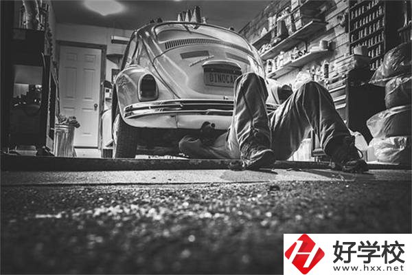永州職校有哪些熱門(mén)專(zhuān)業(yè)？好不好找工作？