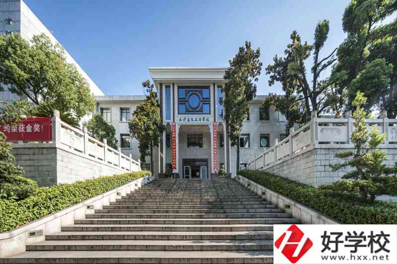 長(zhǎng)沙建筑工程學(xué)校有哪些專業(yè)？報(bào)名流程是怎樣的？