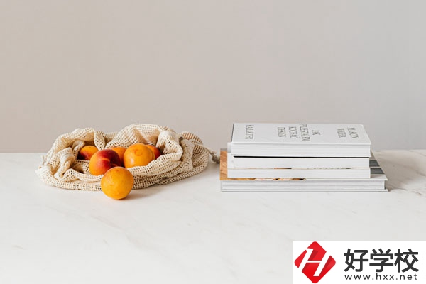 懷化啟航衛(wèi)生學(xué)校辦學(xué)地址在哪兒？
