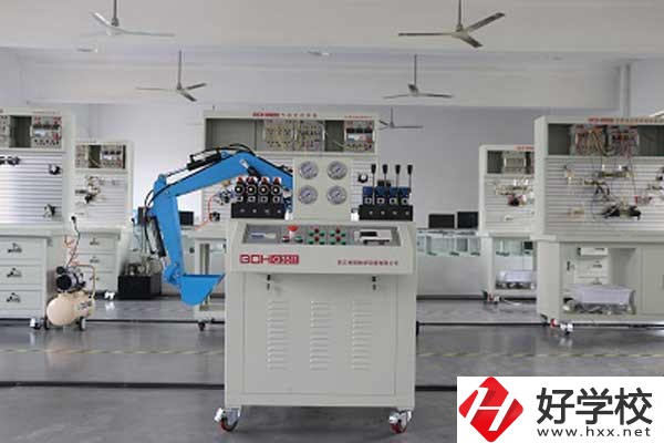湖南省水利水電建設(shè)工程學(xué)校辦學(xué)條件和師資力量如何？