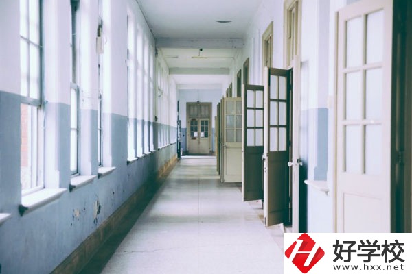 湖南婁底幼兒師范怎么樣？4個方面全方位介紹學校