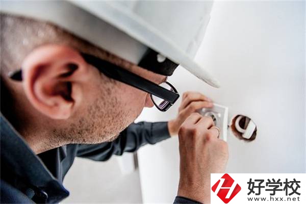 湖南中職生畢業(yè)會有就業(yè)難的問題嗎？選就業(yè)還是升學(xué)？