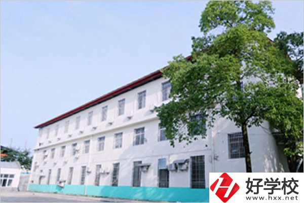 湘潭華光職校在哪？有什么辦學(xué)特色？