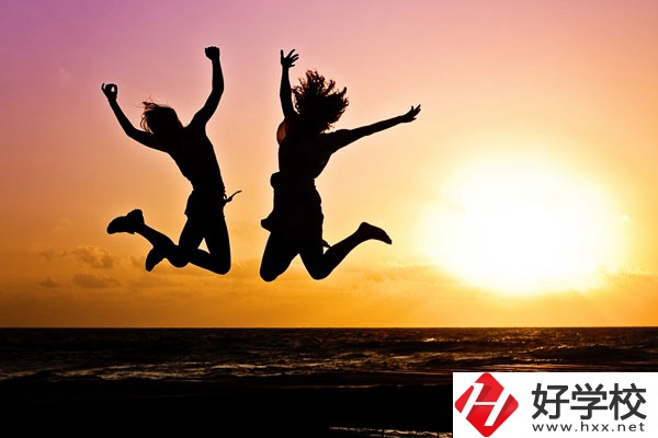 懷化哪一所學校女生最多？最受女生歡迎的專業(yè)是什么？