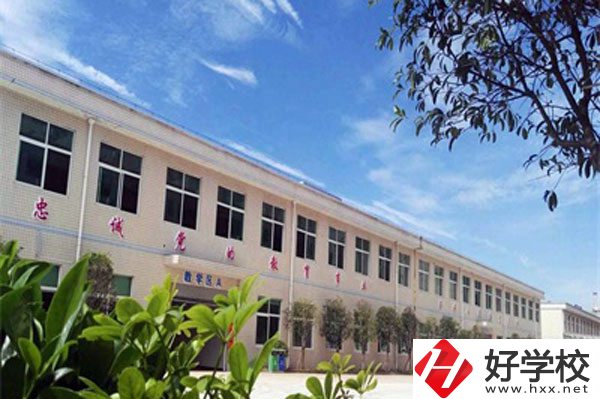 長沙益立中等職業(yè)學校的辦學條件怎么樣？