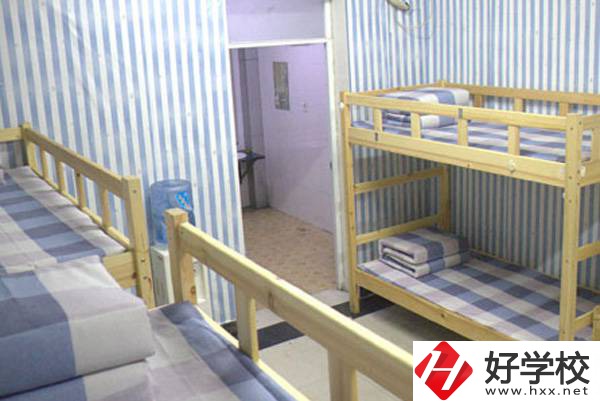 湖南長(zhǎng)沙藝術(shù)學(xué)校宿舍環(huán)境怎么樣？有哪些優(yōu)勢(shì)？