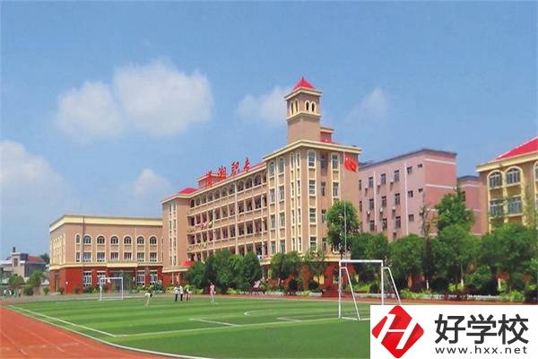 寧鄉(xiāng)市瀟湘職業(yè)中專學(xué)校教學(xué)樓