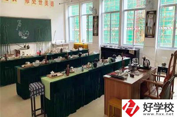 張家界旅游學校怎么樣？招生要求是什么？