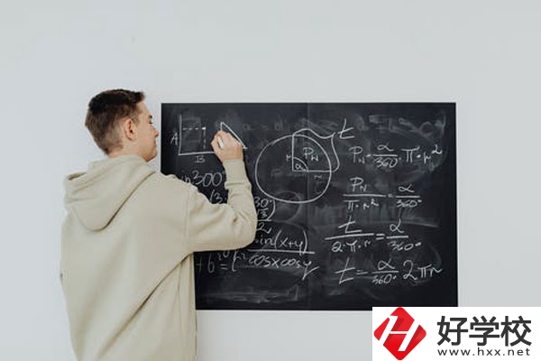 湖南醫(yī)藥中等專業(yè)學(xué)校怎么樣？宿舍好不好？