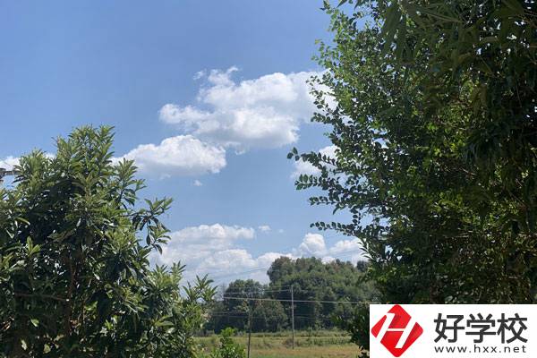 想在邵陽(yáng)讀國(guó)家重點(diǎn)中專(zhuān)學(xué)校？推薦這兩所