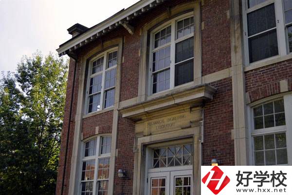 婁底市第一職業(yè)中學(xué)有哪些專(zhuān)業(yè)?