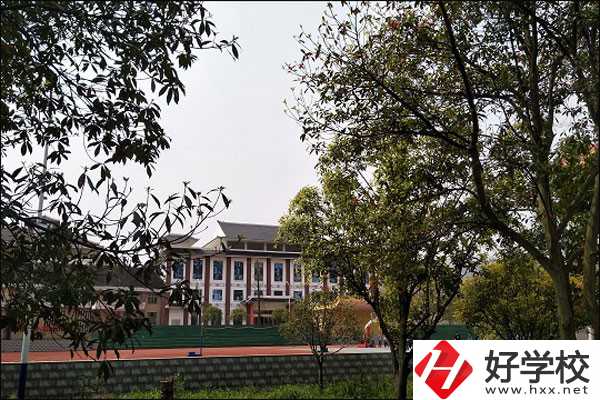 邵陽(yáng)電商中專(zhuān)有哪些？管理如何？