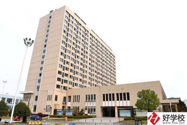 長(zhǎng)沙財(cái)經(jīng)學(xué)院招收外地考生嗎？都有哪些要求呢？