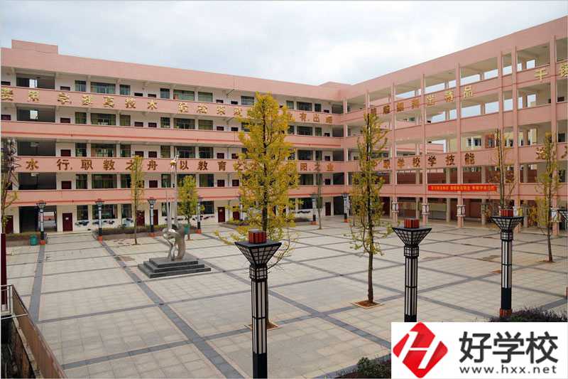 祁陽縣職業(yè)中等專業(yè)學校師資情況如何？