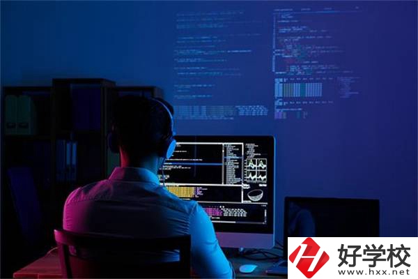 湖南中職學校開設最多的專業(yè)有哪些？就業(yè)前景怎么樣？