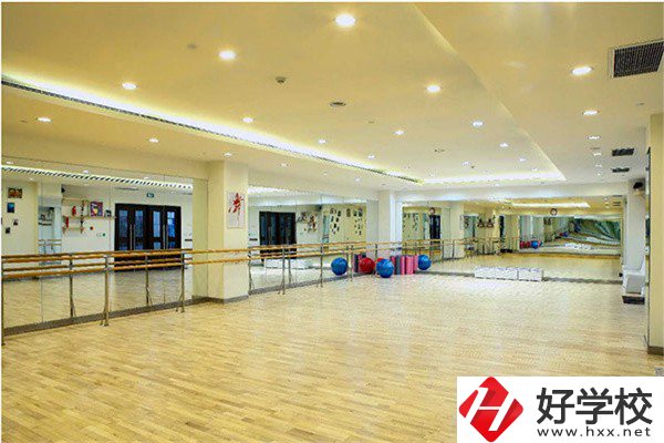 邵陽武岡有哪些中職學(xué)校？哪一所比較好？
