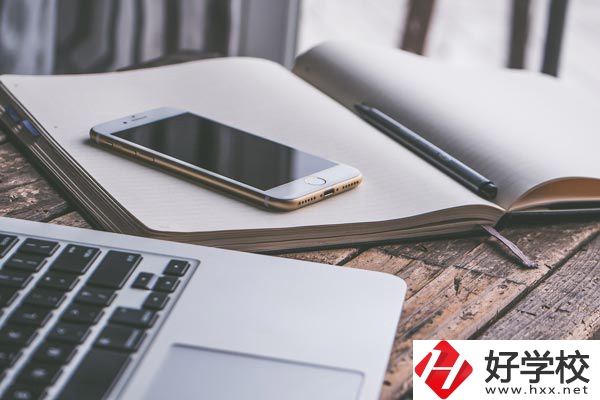 漣源市工貿(mào)中專(zhuān)學(xué)校好不好？有哪些招生專(zhuān)業(yè)？