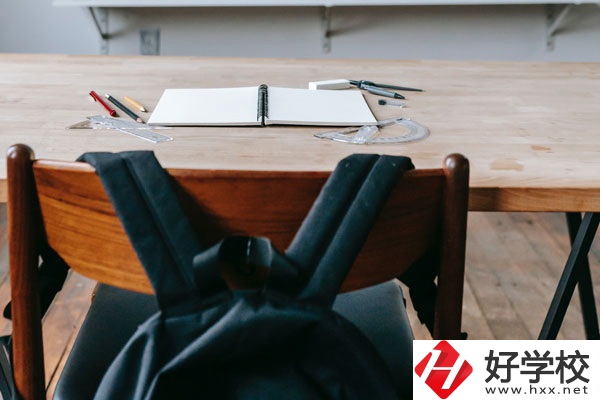 湘南船山技工學校好不好？環(huán)境怎么樣？