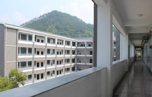 景寧職業(yè)高級中學(xué)