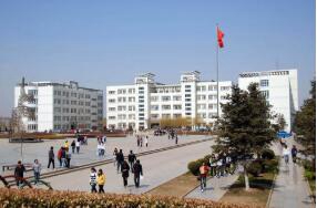 秦皇島市衛(wèi)生學校