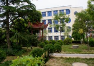 東??h職業(yè)中學