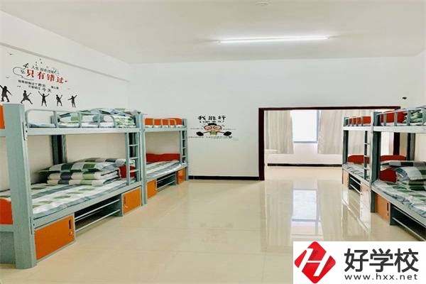湖南曙光科技技工學(xué)校有助學(xué)政策嗎？有哪些招生專業(yè)？