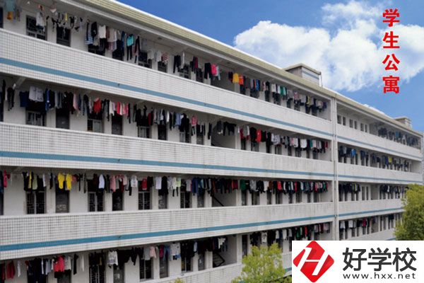 益陽有國家重點中專嗎?中?？缡凶x行不行?