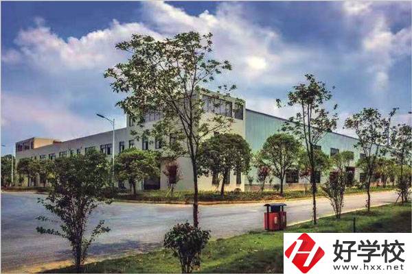 邵陽(yáng)市二紡機(jī)技校在哪里？是公辦還是民辦技校？
