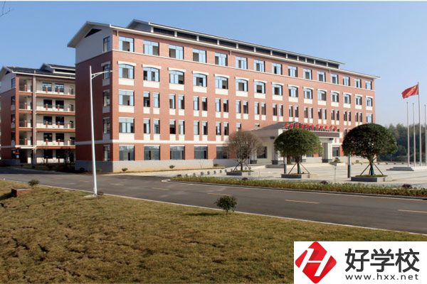 長沙市湘都中等職業(yè)學(xué)校收費(fèi)標(biāo)準(zhǔn)怎么樣？