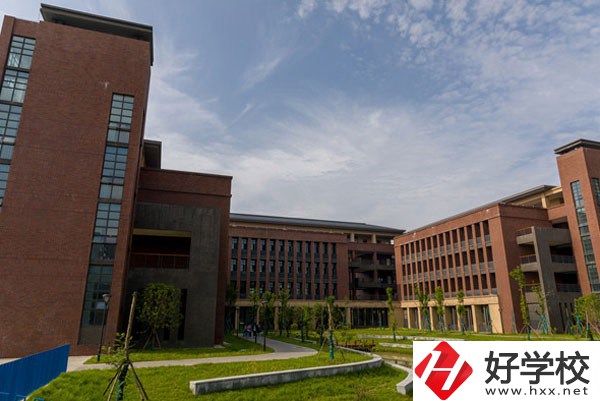常德有哪些外語中職學校？開設有什么專業(yè)？