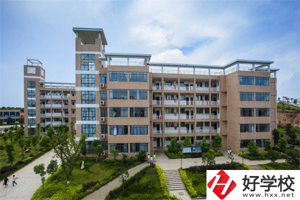 湖南寧鄉(xiāng)有哪些比較好的中專？就業(yè)升學(xué)怎么樣？