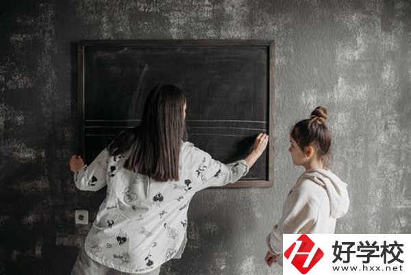 湖南省商業(yè)職業(yè)中等專業(yè)學校怎么樣？宿舍怎么樣？