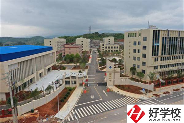 郴州分數(shù)低可以讀的公辦中專有哪些？辦學條件怎么樣？
