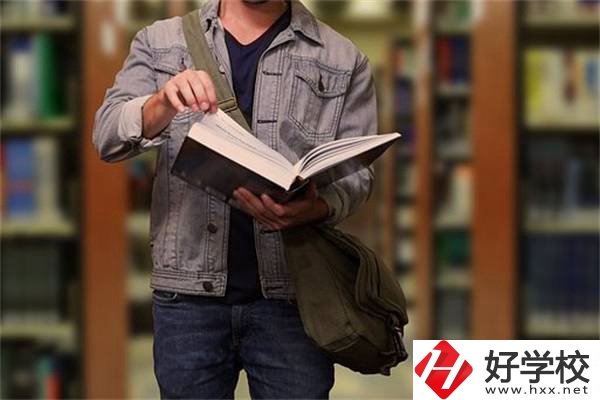 在湖南就讀普通高中和職業(yè)高中有什么區(qū)別？職高怎么樣？